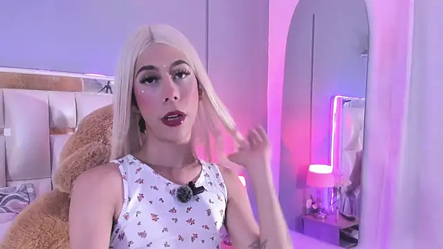 Darlyn tenderhot   online show from November 2025 11:41:01 PM