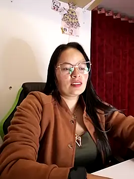 Daliz Leon online show from October 2025 01:47:01 AM