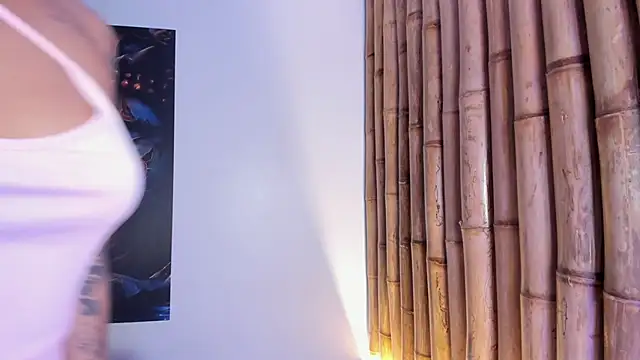 charlotte mitchell  online show from December 2025 07:00:01 PM