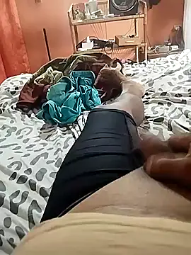 colombiano198720 online show from October 2025 11:20:02 AM