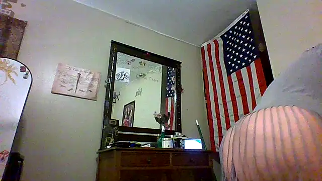 Bored Grandma online show from October 2025 06:53:02 AM