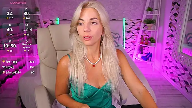 Snapshot of BellaRayyy chatting on June 2026 03:47:02 AM BellaRayyy online show from June 2026 03:47:02 AM