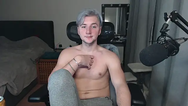 Elvin Vaenight online show from November 2025 11:38:02 PM