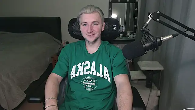 Elvin Vaenight online show from November 2025 11:03:01 PM