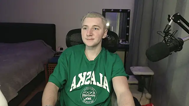 Elvin Vaenight online show from November 2025 10:26:01 PM