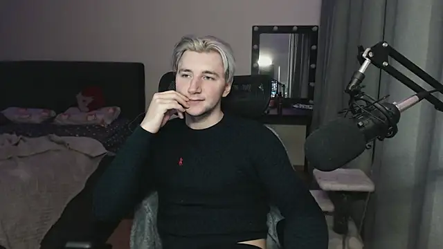 Elvin Vaenight online show from November 2025 12:21:01 AM