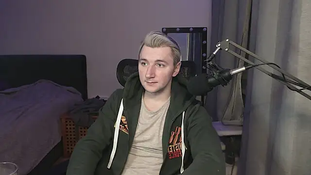 Elvin Vaenight online show from November 2025 11:19:02 PM