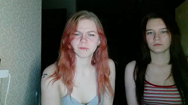 Poppy sun online show from October 2025 08:20:02 PM