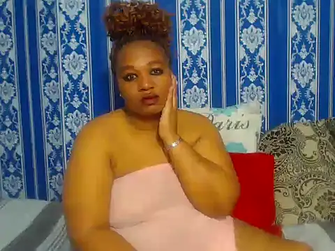 JUICEYLIPS333 online show from September 2025 04:52:01 PM