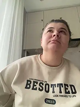 Snapshot of AliceCurlyX chatting on February 2026 02:02:01 PM AliceCurlyX online show from February 2026 02:02:01 PM