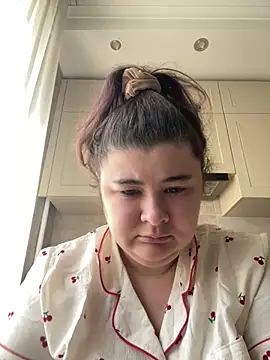 Snapshot of AliceCurlyX chatting on March 2026 09:35:02 AM AliceCurlyX online show from March 2026 09:35:02 AM