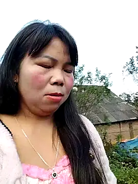 lusy-00 online show from November 2025 09:41:02 AM