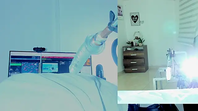 Rosy Emely online show from January 2026 09:25:02 AM