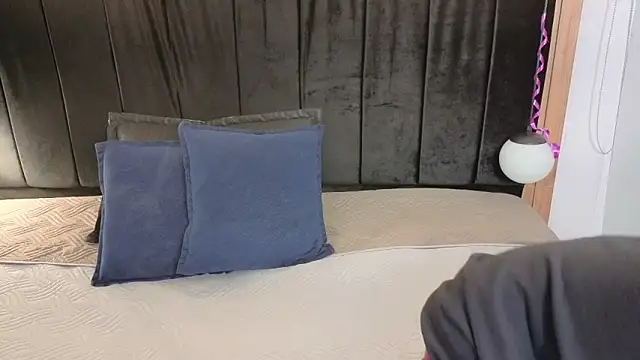 LiaMonroee  online show from June 2026 12:08:02 PM