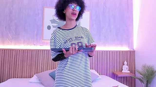 Snapshot of sophie_rojas chatting on November 2025 03:28:02 AM sophie rojas online show from November 2025 03:28:02 AM