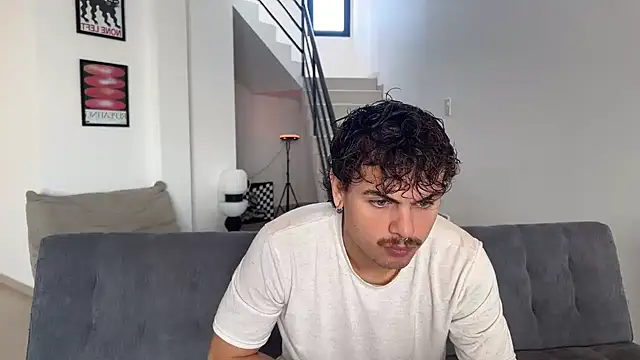 Snapshot of lenruy chatting on June 2026 06:50:01 PM lenruy online show from June 2026 06:50:01 PM