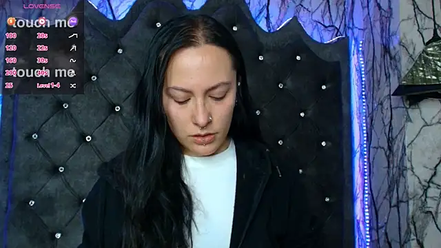 Zami Escobar of online show from September 2025 07:02:02 PM