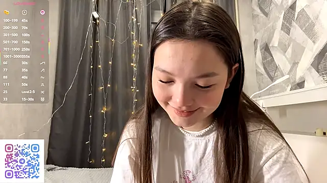 KiraVelvet online show from December 2025 05:07:02 PM