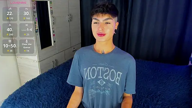 Dark luckyyy online show from September 2025 10:54:01 PM