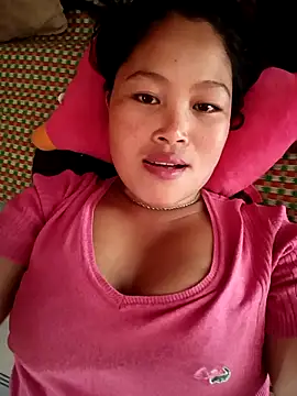 maycuc123 online show from September 2025 05:09:02 AM