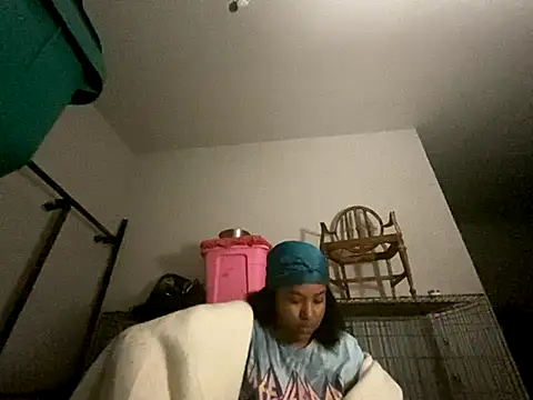 princesslivv online show from October 2025 04:49:01 AM