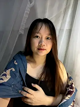 Hinne07 online show from November 2025 12:21:02 AM