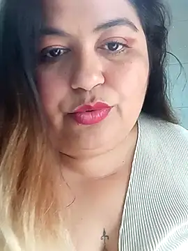 curvy diva  online show from September 2025 01:23:02 PM