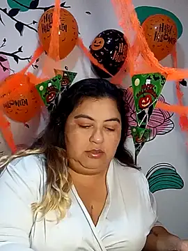 curvy diva  online show from October 2025 11:14:02 AM