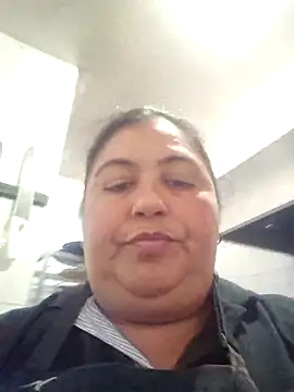 curvy diva  online show from December 2025 09:19:02 PM