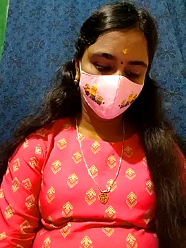 mini-queen online show from October 2025 09:45:01 AM