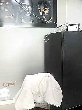 snow belle online show from January 2026 03:03:01 PM