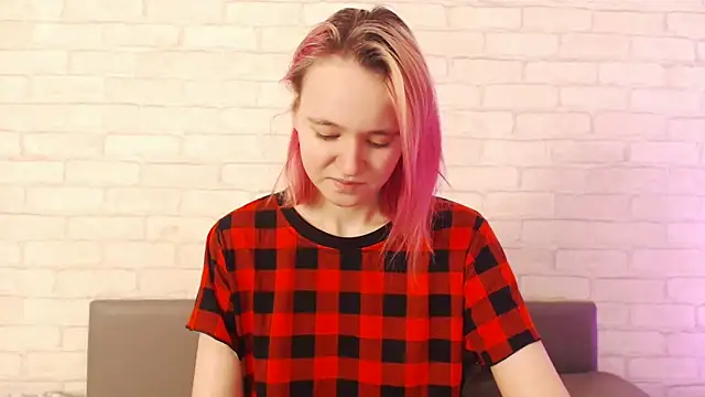 Snapshot of Ericha_Stone chatting on November 2025 01:49:02 AM Ericha Stone online show from November 2025 01:49:02 AM