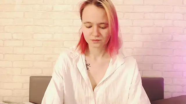 Snapshot of Ericha_Stone chatting on November 2025 01:51:02 AM Ericha Stone online show from November 2025 01:51:02 AM