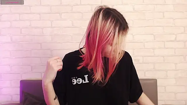 Ericha Stone online show from February 2026 02:10:02 AM