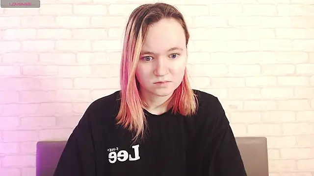 Ericha Stone online show from February 2026 01:28:02 AM