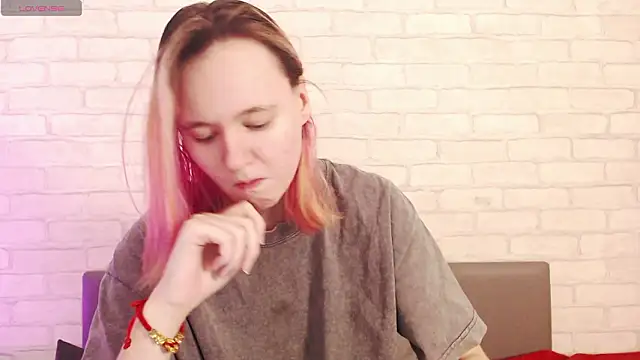 Ericha Stone online show from February 2026 01:16:02 AM