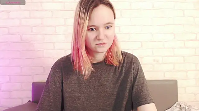 Ericha Stone online show from March 2026 01:23:01 AM