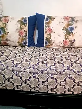 Mayamimi online show from November 2025 02:38:02 PM