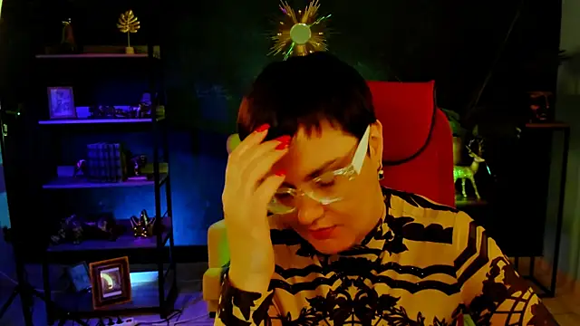 LauraDavidsons online show from December 2025 05:36:02 AM