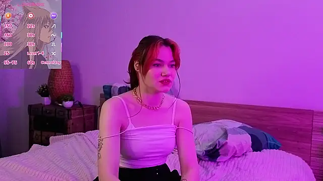 MauraSpurrier online show from September 2025 07:03:02 PM