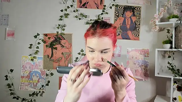 MauraSpurrier online show from October 2025 07:24:02 PM