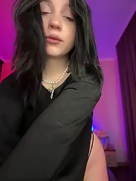 YourLittleDevil online show from March 2026 05:15:02 AM