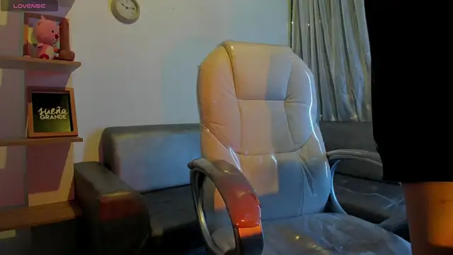 Angeel of lust online show from November 2025 04:26:02 AM