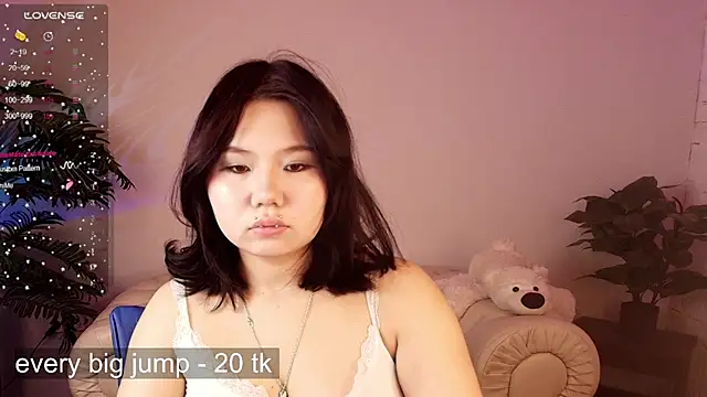 Snapshot of Moana_light chatting on September 2025 02:02:01 AM Moana light online show from September 2025 02:02:01 AM