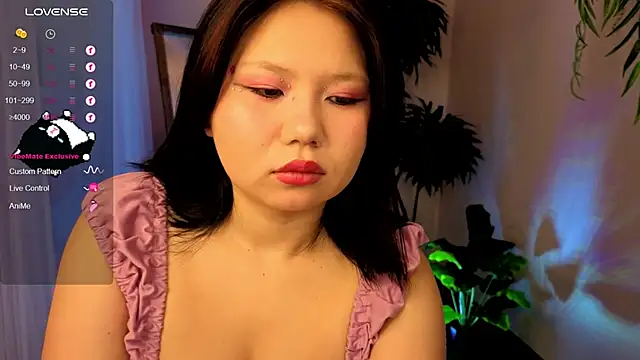 Snapshot of Moana_light chatting on October 2025 02:08:02 AM Moana light online show from October 2025 02:08:02 AM