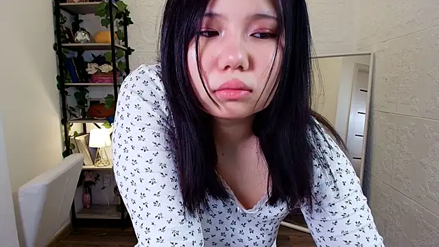 Snapshot of Moana_light chatting on February 2026 02:12:02 AM Moana light online show from February 2026 02:12:02 AM