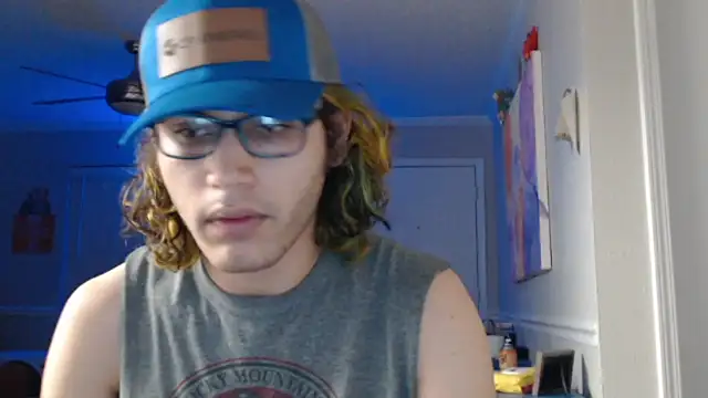 Snapshot of zacthefeetguy chatting on December 2025 02:07:02 AM zacthefeetguy online show from December 2025 02:07:02 AM