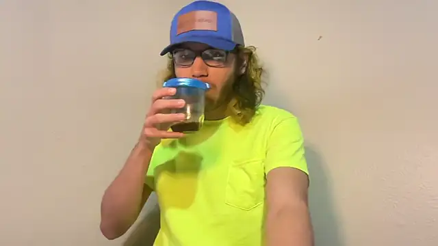 Snapshot of zacthefeetguy chatting on February 2026 03:53:02 PM zacthefeetguy online show from February 2026 03:53:02 PM