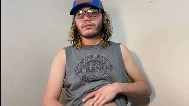 Snapshot of zacthefeetguy chatting on February 2026 06:17:02 PM zacthefeetguy online show from February 2026 06:17:02 PM