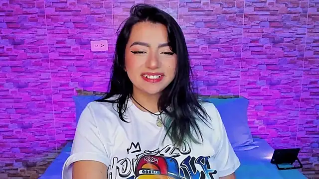 Snapshot of sammy_bunny1 chatting on February 2026 01:31:01 AM sammy bunny1 online show from February 2026 01:31:01 AM